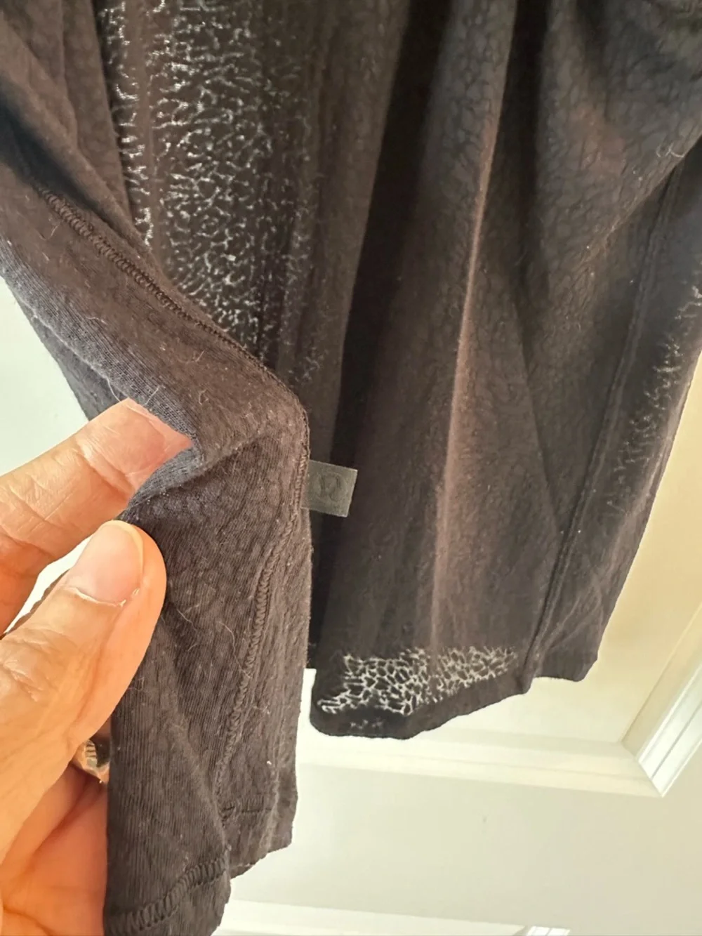 🐞 LuLulemon- Razorback Mesh Tank Top - Picture 4 of 4